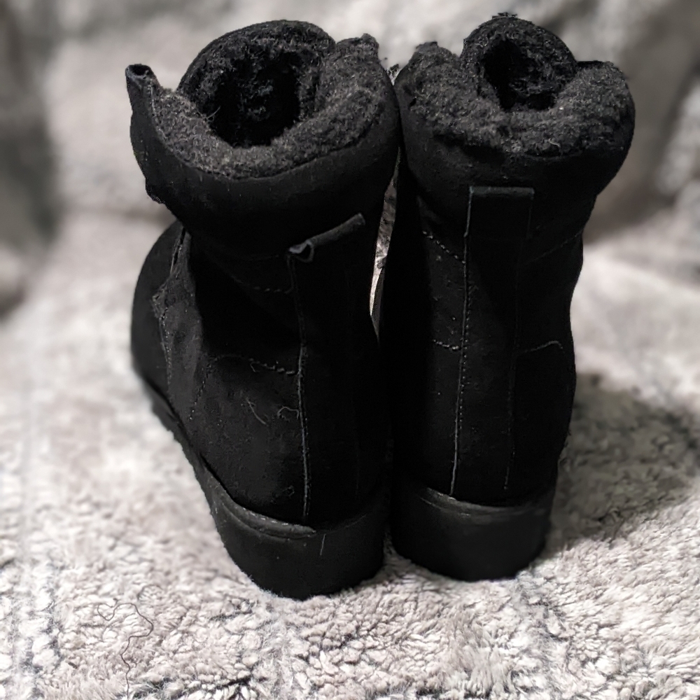 Bearpaw Phoebe Black Wedge hiker boots Woman's size 9 - Picture 4 of 7